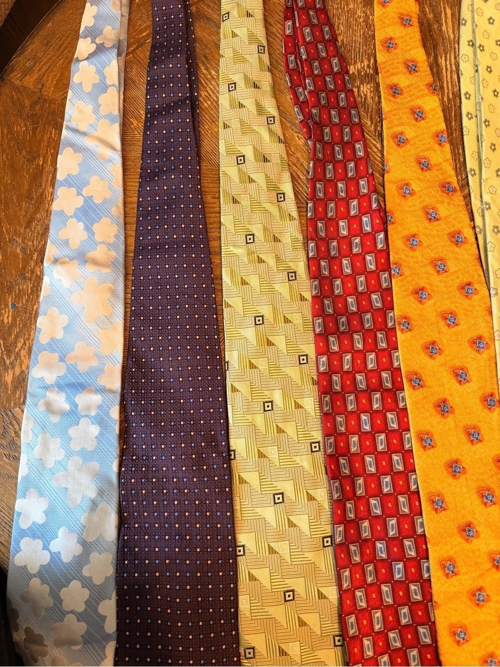 Jos. A. Bank Men's Assorted Patterned Ties Set of 8 - Picture 2 of 4